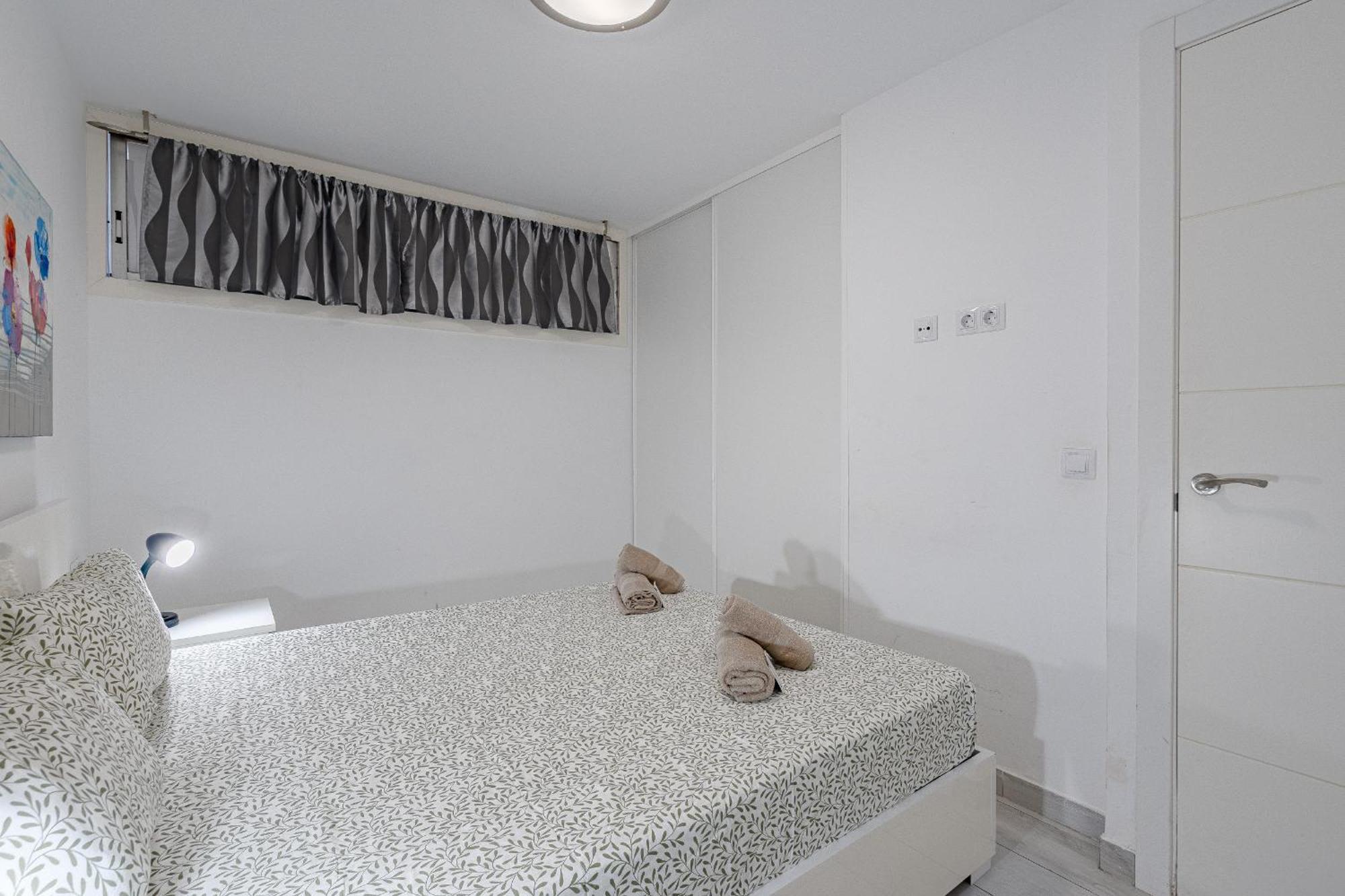 Un Dormitorio En Playa De Las Americas Costa Adeje (Tenerife) Exterior foto