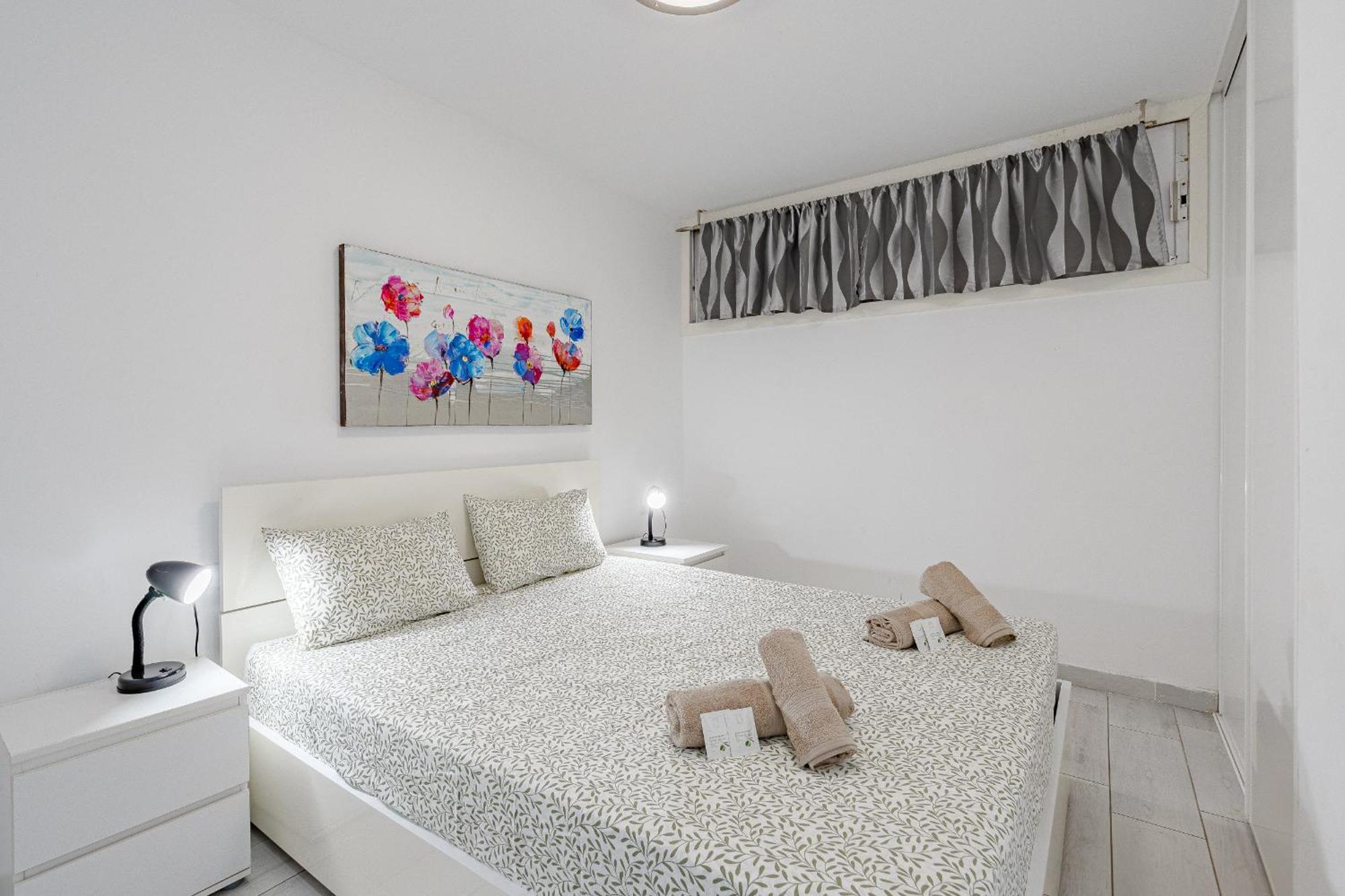 Un Dormitorio En Playa De Las Americas Costa Adeje (Tenerife) Exterior foto